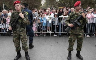 Θέλουν τον στρατό στους δρόμους με πρόσχημα «την ασφάλεια» ... - Φωτογραφία 1