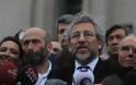 Ξένοι διπλωμάτες στη δίκη της Cumhuriyet, έξαλλος ο Ερντογάν