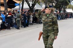 Έκλεψαν τις εντυπώσεις οι γυναίκες στρατιωτικοί στην παρέλαση της Αλεξανδρούπολης