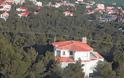Τα δέκα «καλύτερα» αυθαίρετα – Απίστευτα κτήρια σε όλη την Ελλάδα [photos]