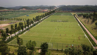 Tι λες τώρα! Η Κίνα φτιάχνει δική της Ακαδημία Ποδοσφαίρου που στοιχίζει... - Φωτογραφία 1