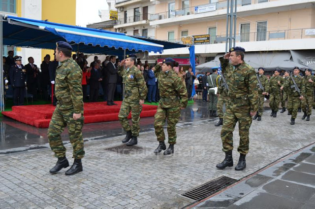 Η στρατιωτική παρέλαση στην Τρίπολη (pics,vid) - Φωτογραφία 10