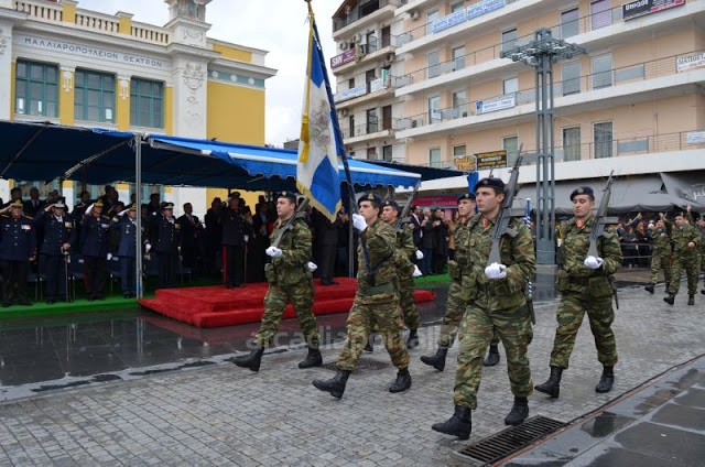 Η στρατιωτική παρέλαση στην Τρίπολη (pics,vid) - Φωτογραφία 9