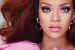 Η Rihanna σε μια εμφάνιση... που δεν έχετε ξαναδεί! [photos]