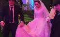 Γάμος χλιδής για μεγιστάνα: Το νυφικό ζύγιζε 25 κιλά από τα πετράδια