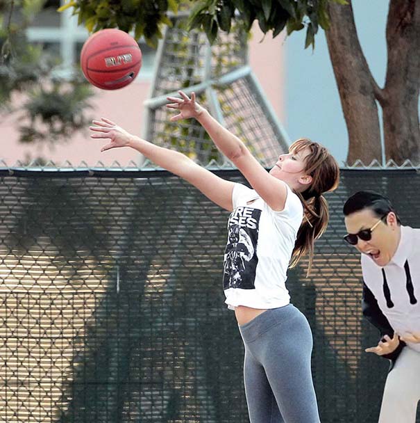 Η Jennifer Lawrence παίζει μπάσκετ και οι χρήστες του Photoshop ξεσαλώνουν! - Φωτογραφία 18