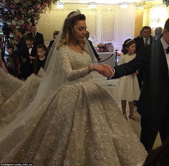 Ο γάμος του Ρώσου Μεγιστάνα που κόστισε... 1 δις! [photos] - Φωτογραφία 2