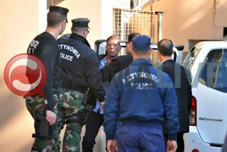 Σήμερα η δίκη του αεροπειρατή στην Κύπρο: Ποια ποινή αντιμετωπίζει; [photos] - Φωτογραφία 1