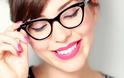 5 συμβουλές μακιγιάζ για γυναίκες που φοράνε γυαλιά!