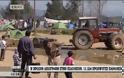 Απίστευτο! Αγρότης μπήκε με το τρακτέρ εκεί που είναι οι σκηνές των προσφύγων στην Ειδομένη... [video]