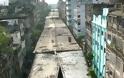 Έφτασαν τους 14 οι νεκροί από την κατάρρευση γέφυρας στην Ινδία - Φωτογραφία 2