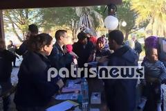 Oι πρώτοι πρόσφυγες στο κέντρο φιλοξενίας στην Μυρσίνη - Συγκινητική υποδοχή [photos]