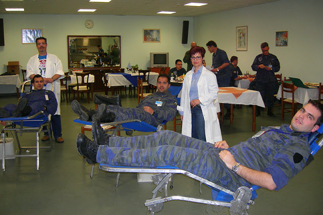Εθελοντική Αιμοδοσία στο ΕΚΑΕ και στο 1o ΑΚΕ - Φωτογραφία 1