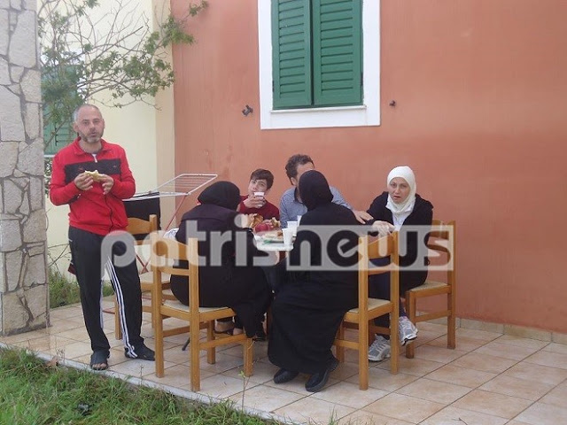 Με ελπίδα για το αύριο ξεκινά η ζωή των προσφύγων στη Mυρσίνη - Φωτογραφία 4