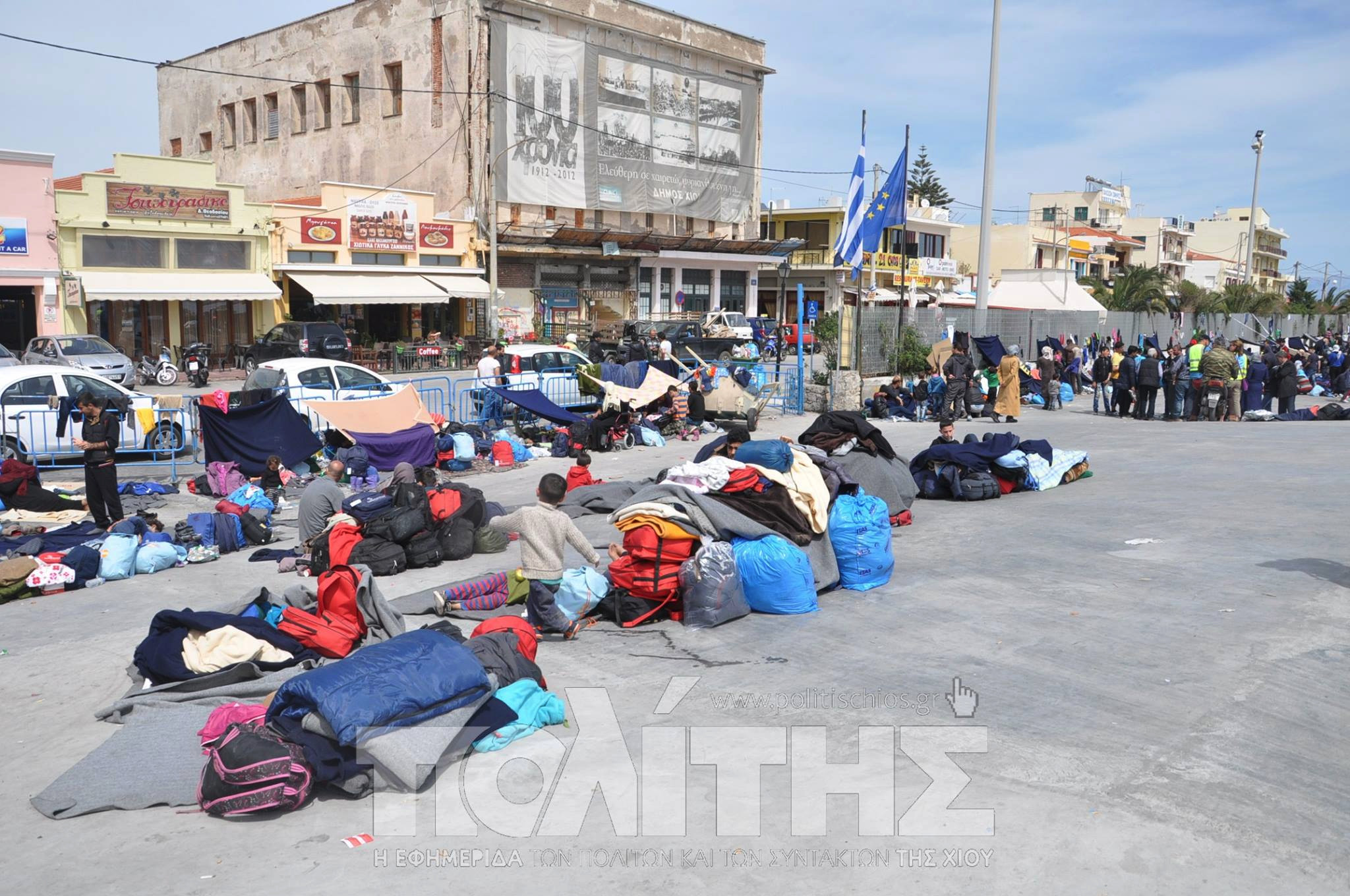 Κλειστό μέχρι τη Δευτέρα το λιμάνι της Χίου -Επαναπροωθούνται στη Τουρκία 250 πρόσφυγες [photos] - Φωτογραφία 4