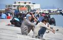 Κλειστό μέχρι τη Δευτέρα το λιμάνι της Χίου -Επαναπροωθούνται στη Τουρκία 250 πρόσφυγες [photos] - Φωτογραφία 3