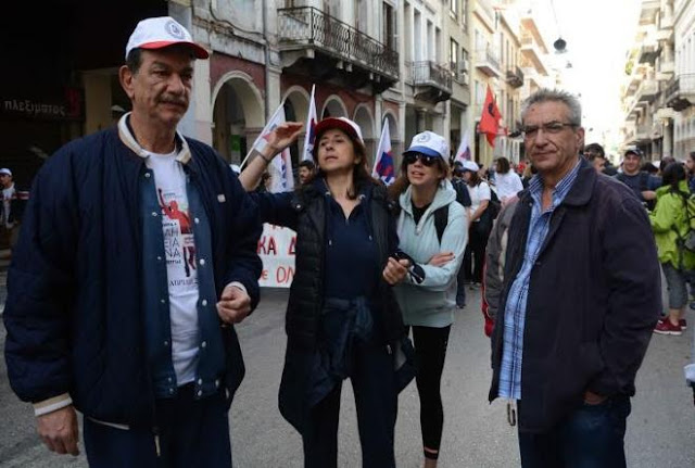 Πάτρα: Συνεχίζει προς Αίγιο η πορεία κατά της ανεργίας- Συμμετέχει ο Μητροπολίτης Πατρών κ.κ. Χρυσόστομος - Φωτογραφία 3