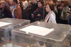 Με μεγάλη προσέλευση αλλά και προβλήματα οι εσωκομματικές εκλογές στη ΝΔ