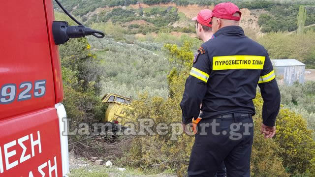 Λαμία: Το πουρνάρι έσωσε μάνα και γιο από τον γκρεμό [photo-video] - Φωτογραφία 2