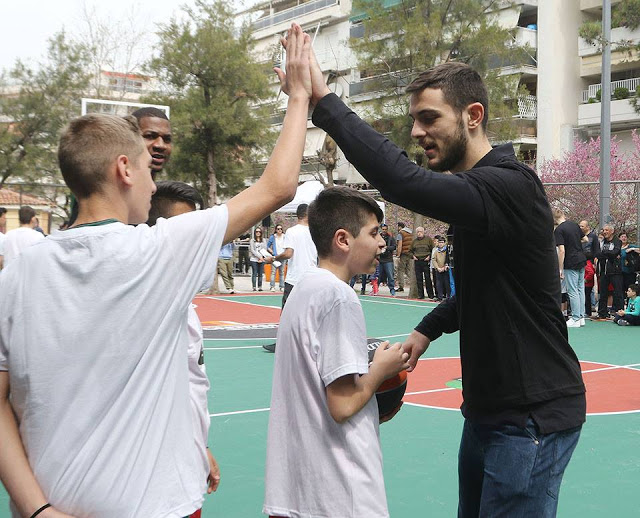 ΠΑΠΑΠΕΤΡΟΥ ΚΑΙ ΣΤΡΟΜΠΕΡΙ ΣΤΟ ΠΑΓΚΡΑΤΙ... ΓΙΑ ΤΑ ΕΓΚΑΙΝΙΑ ΤΟΥ ΓΗΠΕΔΟΥ (PHOTOS) - Φωτογραφία 5