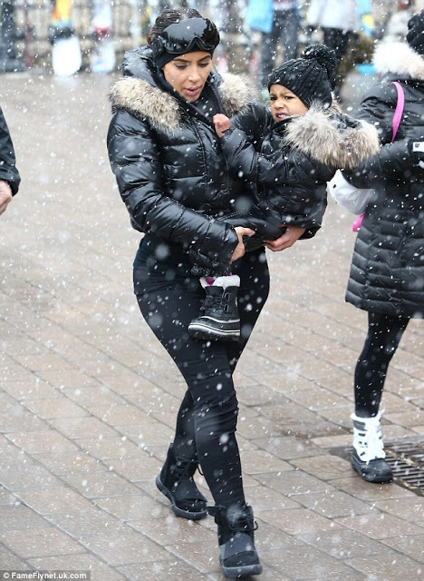 Που πήγαν οι Kardashians και... τουρτούριζαν από το κρύο; [photos] - Φωτογραφία 2
