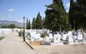 Εύβοια: Είχε ζητήσει όταν πεθάνει να τον θάψουν με το μαξιλάρι - Μετά την κηδεία όμως έγινε ο ΧΑΜΟΣ