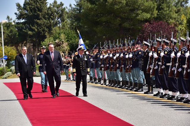 Δηλώσεις ΥΕΘΑ Πάνου Καμμένου μετά τη συνάντησή του με τον Υπουργό Άμυνας της Αυστρίας Hans Peter Doskozil στο ΥΠΕΘΑ - Φωτογραφία 5