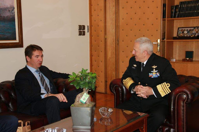 Συνάντηση Αρχηγού ΓΕΕΘΑ με τον Πρέσβυ της Σερβίας - Φωτογραφία 4