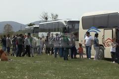 Ιωάννινα: Αρνήθηκαν να κατέβουν απο τα λεωφορεία οι πρόσφυγες - Αγανακτισμένοι οι οδηγοί