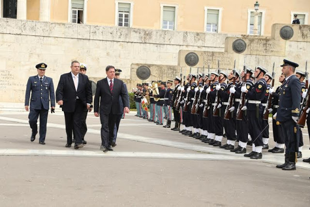 Δηλώσεις ΥΕΘΑ Πάνου Καμμένου μετά τη συνάντησή του με τον Υπουργό Άμυνας της Βουλγαρίας Nikolay Nankov Nenchev στο ΥΠΕΘΑ - Φωτογραφία 11