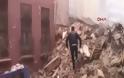 Κατέρρευσε κτίριο στην καρδιά της Κωνσταντινούπολης - Ερευνες στα συντρίμμια [photos] - Φωτογραφία 4