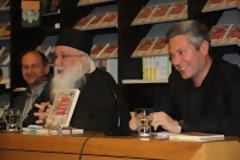 8248 - Βιβλιοπαρουσίαση του «γιαυτό κλαίω και εγώ...»