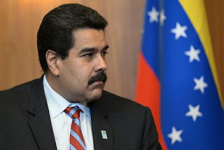 Ο πρόεδρος της Βενεζουέλας κήρυξε πόλεμο... στα πιστολάκια των μαλλιών! - Φωτογραφία 1