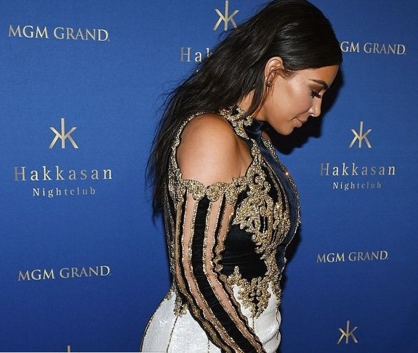 Το πιο απαίσιο φόρεμα της Kim Kardashian [photos] - Φωτογραφία 6