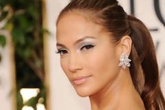 Η εντυπωσιακή εμφάνιση της Jennifer Lopez στο Λονδίνο... [photos]