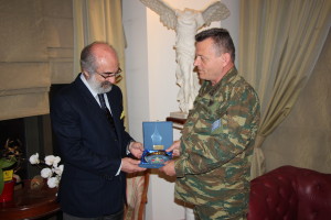 Επίσκεψη του Διοικητή της 1ης Στρατιά στο Δήμαρχο Αλεξανδρούπολης και στον Αντιπεριφερειάρχη Έβρου - Φωτογραφία 1