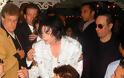 Βρέθηκε νεκρός συνεργάτης του Michael Jackson... [photos]