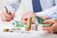 Διαβάστε αναλυτικά: Τι φόρος αντιστοιχεί στο εισόδημα σας;