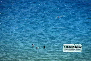 Ναύπλιο: Ξεκίνησαν τα μπάνια στη θάλασσα... [photos] - Φωτογραφία 1