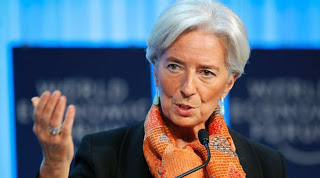 Ύφεση φέτος αλλά ανάπτυξη 2,7% του χρόνου «βλέπει» το ΔΝΤ - Φωτογραφία 1