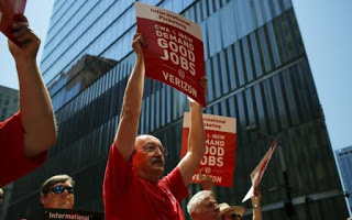 Απεργία ξεκινούν 40.000 εργαζόμενοι της εταιρίας Verizon - Φωτογραφία 1