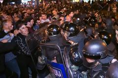 Άγριο ξύλο και επεισόδια στα Σκόπια... [photos]