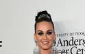 Το μαύρο φόρεμα της Katy Perry που κόλασε τους πάντες - μαζί και τον Orlando Bloom [photos] - Φωτογραφία 4