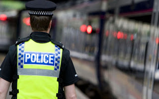 Πέντε ύποπτοι για τρομοκρατία συνελήφθησαν στη Βρετανία - Φωτογραφία 1