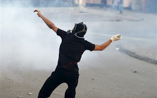 Μπαχρέιν: Ένας αστυνομικός νεκρός από επίθεση με μολότοφ - Φωτογραφία 1