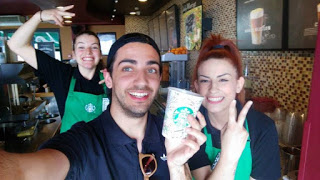 Το ταλέντο ενός Κρητικού τρέλανε την Starbucks - To σχέδιο του τυπώθηκε στα ποτήρια του αμερικάνικου κολοσσού! [photos] - Φωτογραφία 1