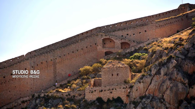 Ανοιχτοί και με ελεύθερη είσοδο οι αρχαιολογικοί χώροι στην Αργολίδα [photos] - Φωτογραφία 3