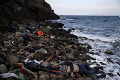 Δείτε τις ΣΥΓΚΛΟΝΙΣΤΙΚΕΣ φωτογραφίες που έφεραν τα Πούλιτζερ σε Έλληνες φωτογράφους [photos]