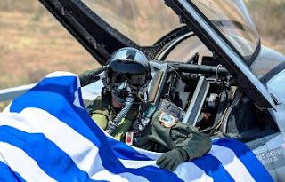 ΣΥΓΚΛΟΝΙΣΤΙΚΑ βίντεο που πρέπει να δείτε! - Τα «γαλλικά» των Ελλήνων πιλότων μας, στις αερομαχίες με τους Τούρκους [video] - Φωτογραφία 1