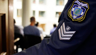 Το «έπαιζε» αστυνομικός της Europol και συνελήφθη για αντιποίηση στολής - Φωτογραφία 1